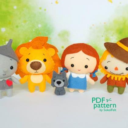 Felt Dorothy and Toto toy sewing PD..