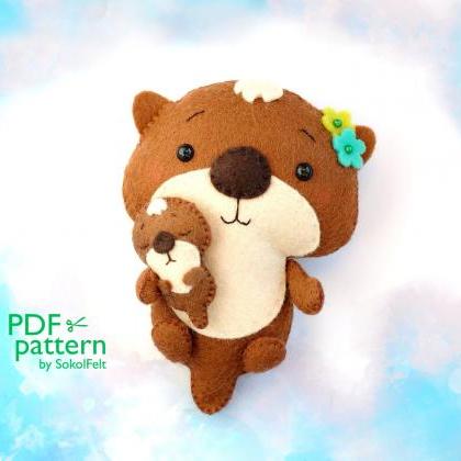 Felt otter with baby PDF and SVG se..