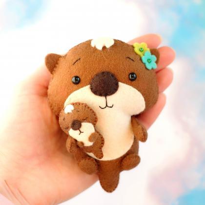 Felt Otter With Baby Pdf And Svg Sewing Pdf..