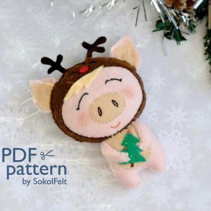 Felt Christmas pig toy sewing PDF p..