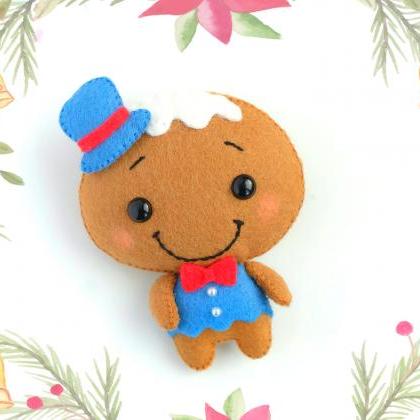 Felt Mr. Gingerbread toy PDF patter..