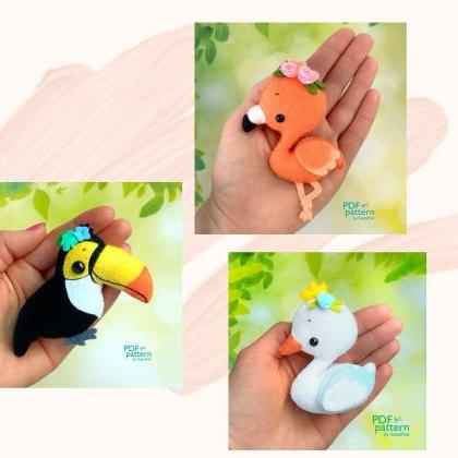 Cute toucan felt toy PDF and SVG pa..