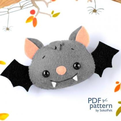 Little bat felt toy PDF and SVG pat..
