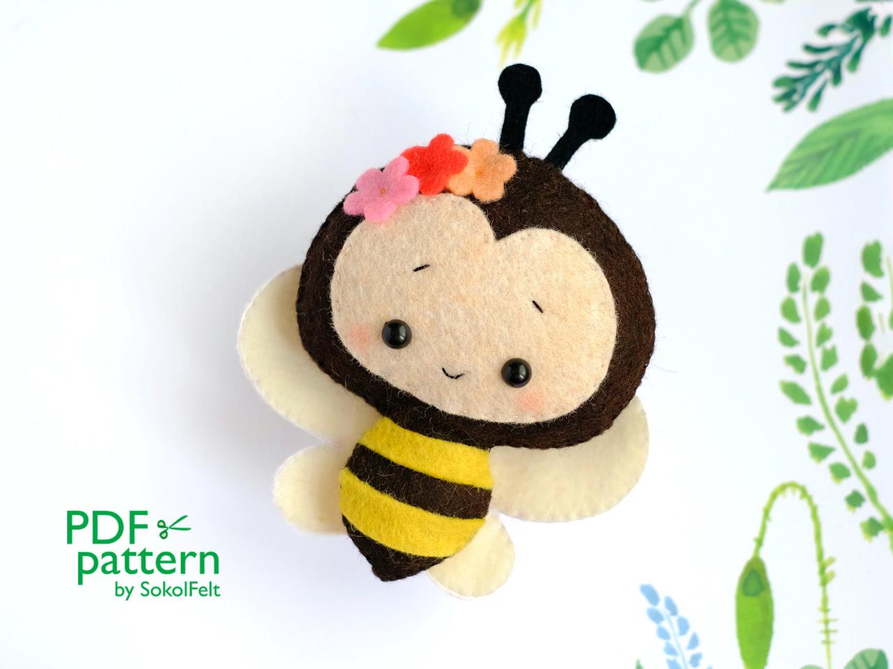 Little bee felt toy sewing PDF and SVG patterns, cute bug plush toy, baby crib mobile toy, DIY felt garland